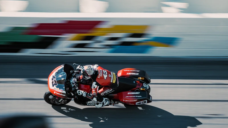 Harley-Davidson Bagger World Cup, carreras de motos XXL