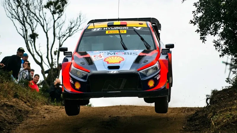 WRC 2023: Thierry Neuville despierta y triunfa con Hyundai en el Rally de Cerdeña