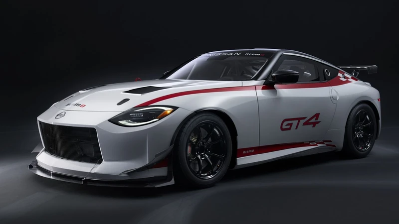 NISMO convierte al Nissan Z en un GT4 de carreras