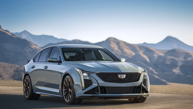 Cadillac CT5-V Black Wing sigue evolucionando como auto de pista o de calle