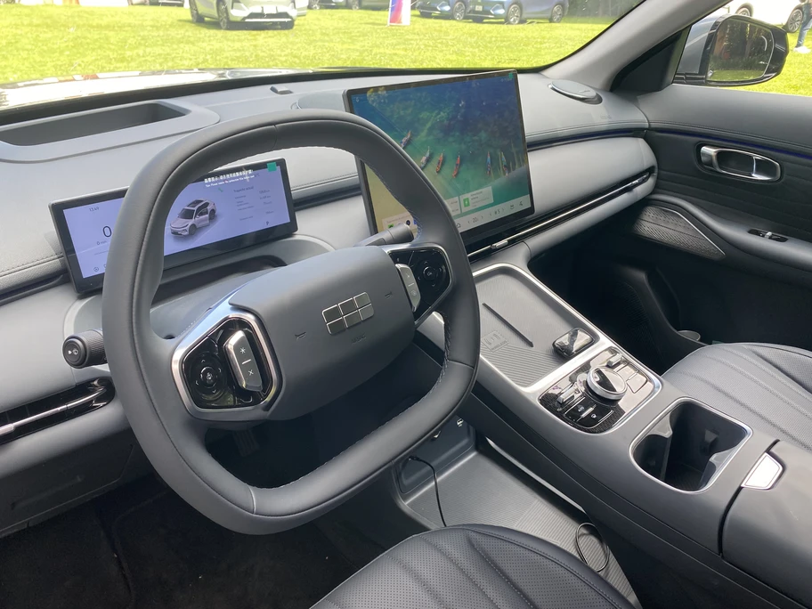 Geely EX5 EM-i 2026, primer contacto en México - Autocosmos