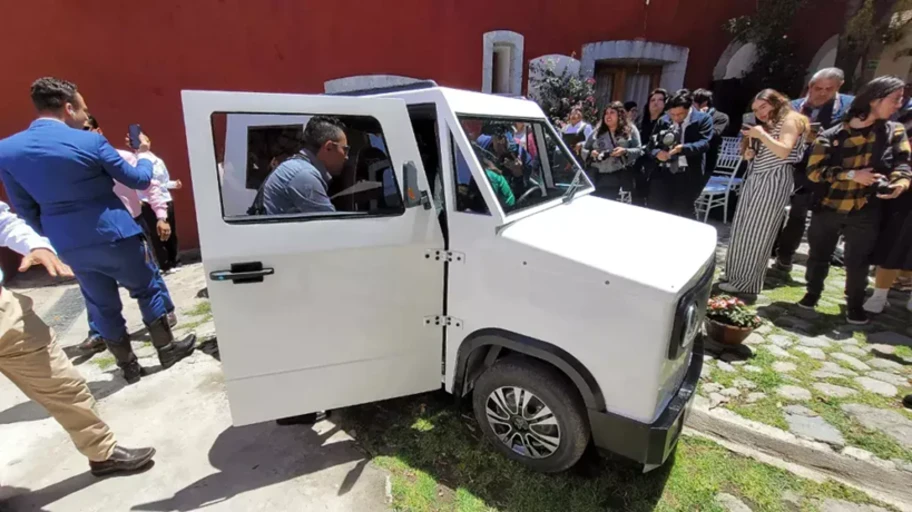 TT01, el nuevo auto eléctrico con paneles solares hecho en México - Autocosmos