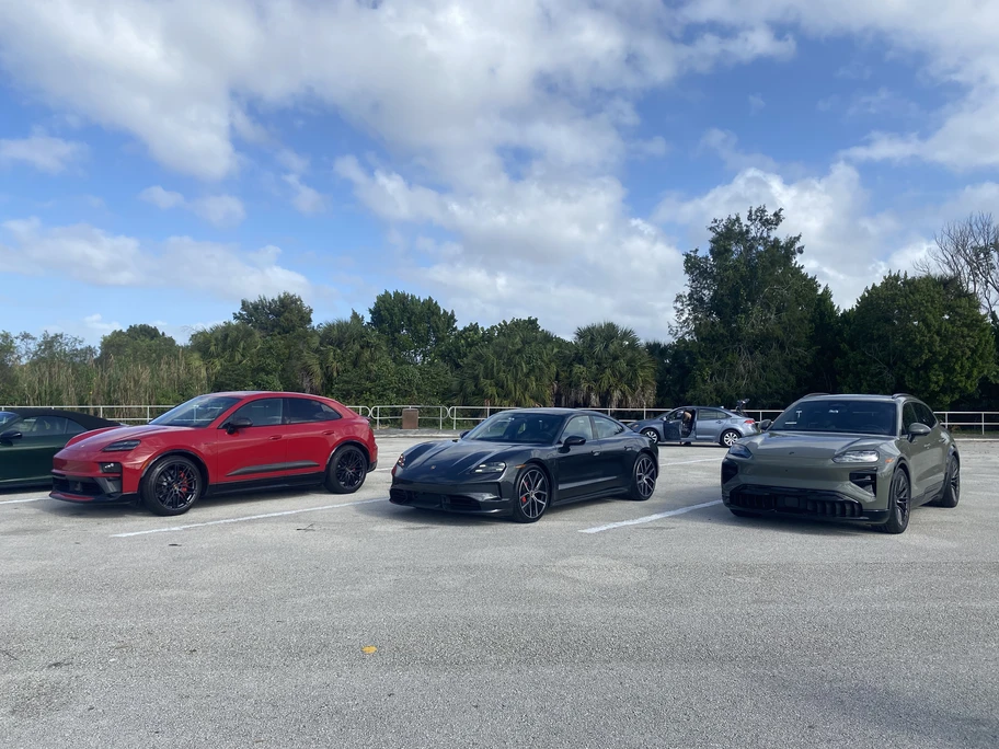 South Florida Porsche Experience, una eléctrica ruta para conocer el Porsche Studio Naples - Autocosmos