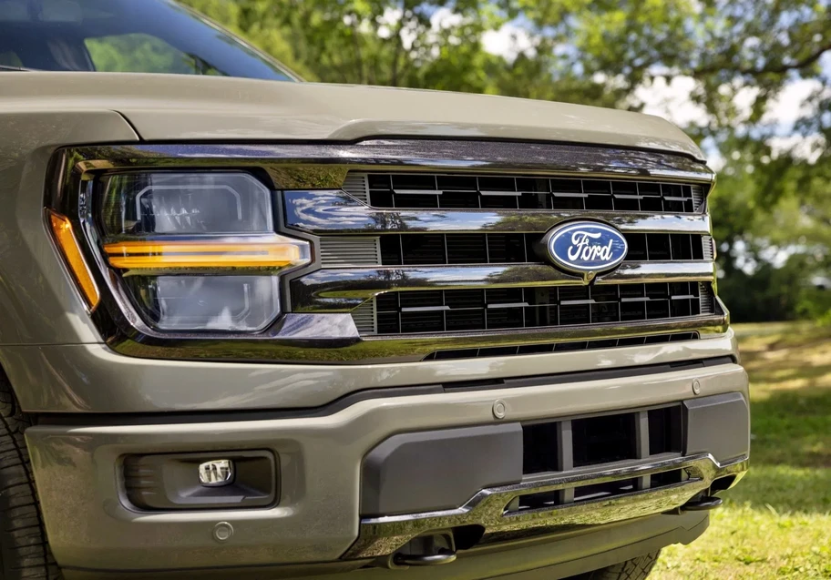 Ford F-150 2027