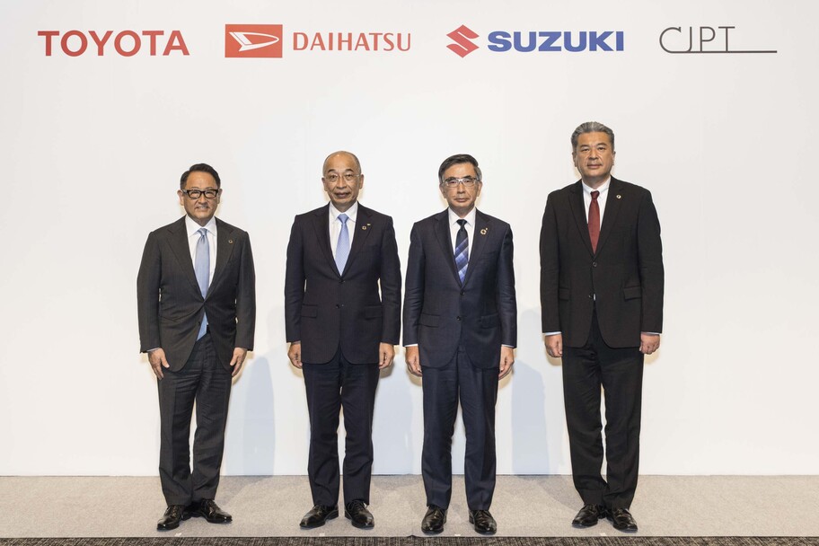 Suzuki Y Daihatsu Se Unen A La Empresa De Veh Culos Comerciales