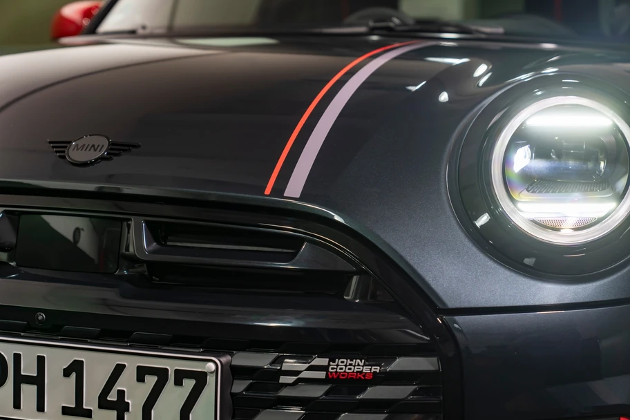 Mini John Cooper Works GP Inspired Edition llega a México, un homenaje al Mini más rápido - Autocosmos