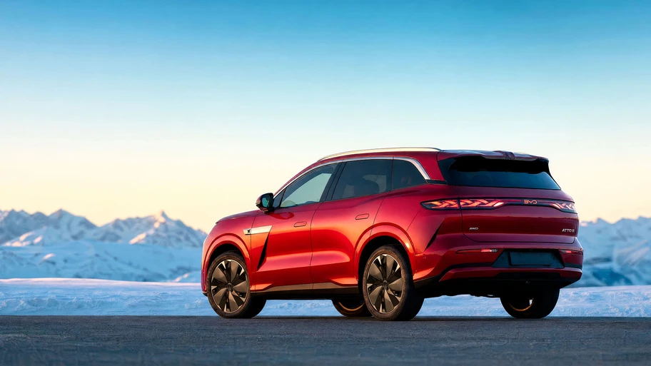 BYD Atto 8