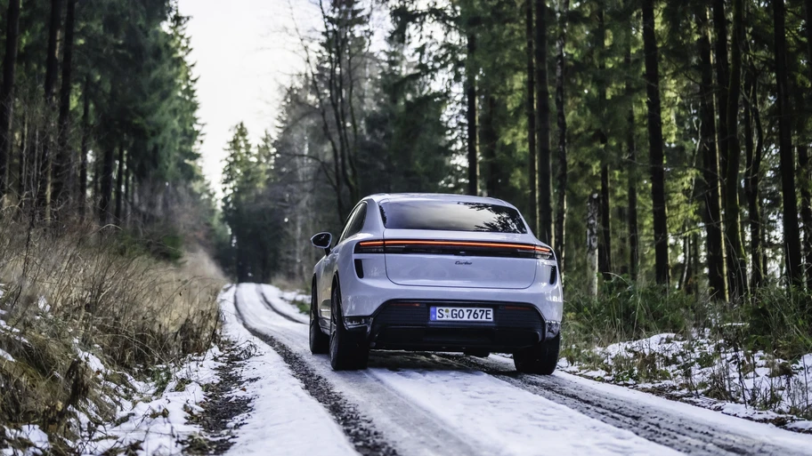 Porsche Macan Electric