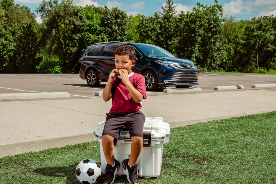 Toyota Sienna inspira un nuevo sándwich helado - Autocosmos