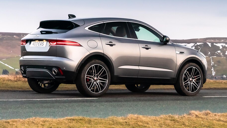 Jaguar E-Pace 2021, nuevas mecánicas y nuevo estilo - espíritu RACER