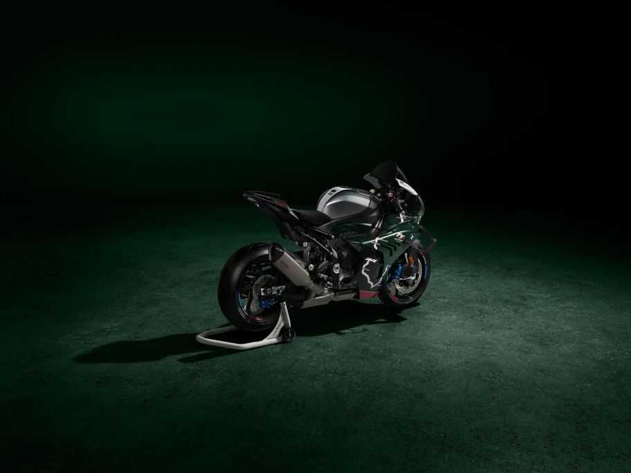 BMW Motorrad M 1000 RR Isle of Man TT, la superbike que homenajea al Tourist Trophy - Autocosmos