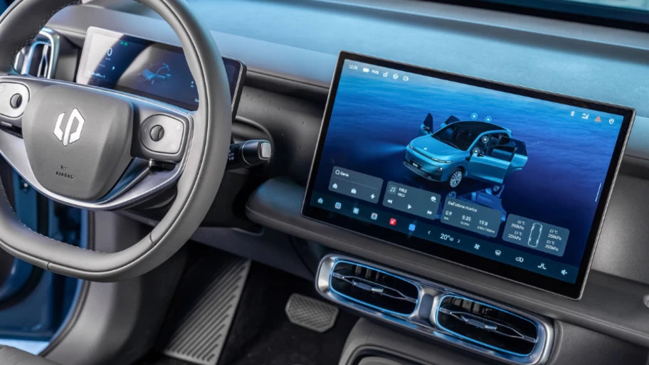 Leapmotor B10 REEv Hybrid