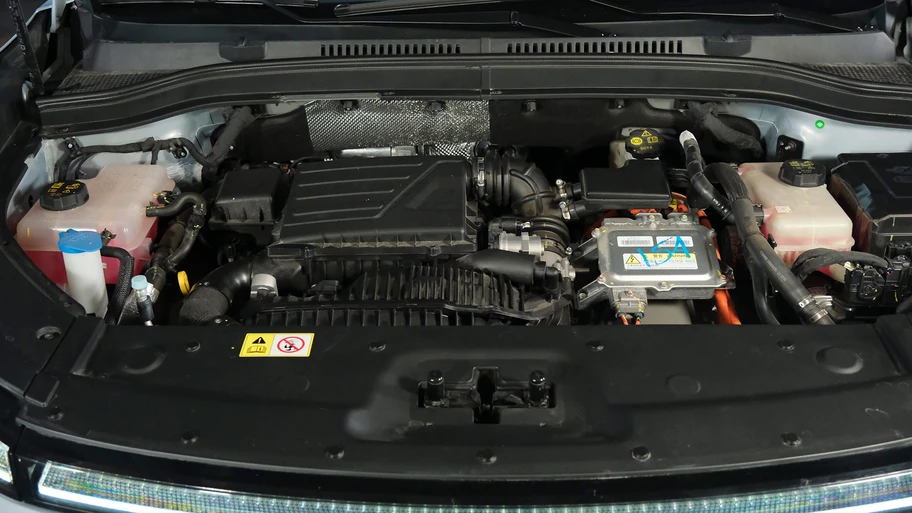 JAC 6 PHEV