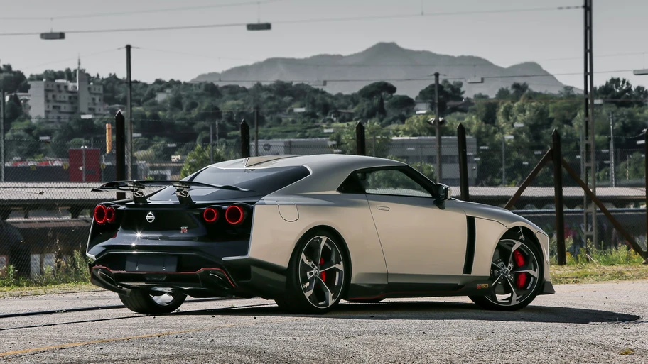 Nissan GT-R50 Italdesign
