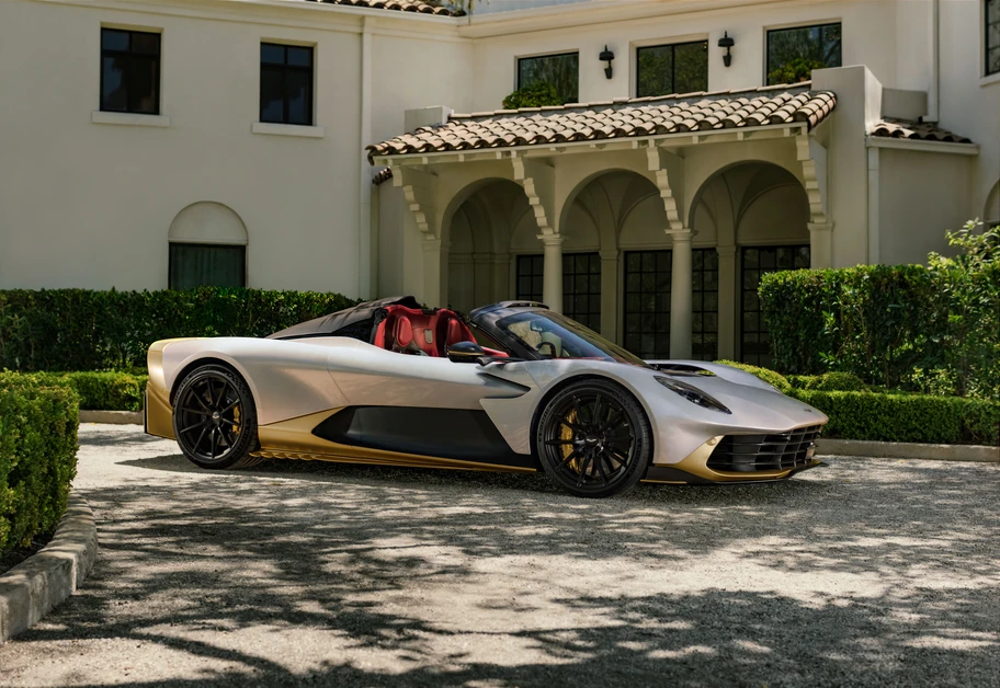 Aston Martin Valhalla Spider