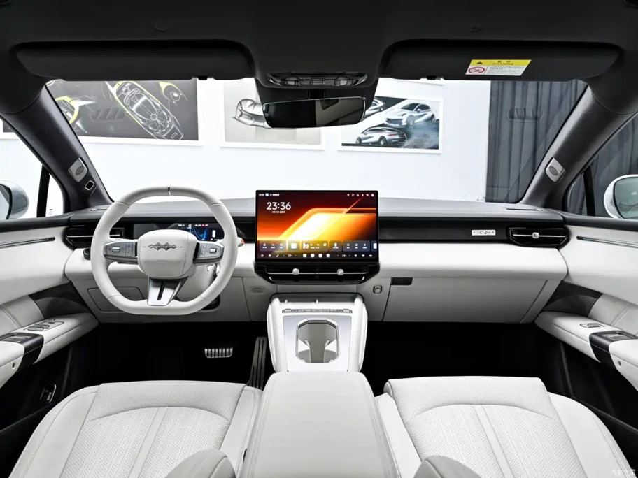 Formula S, los deportivos eléctricos de BYD para rivalizar con Tesla y Xiaomi - Autocosmos