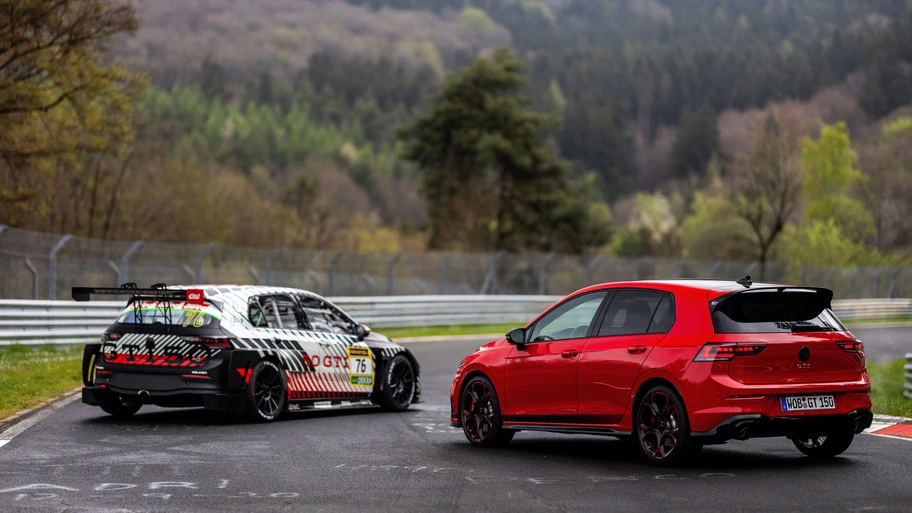 Volkswagen Golf GTI Edition 50