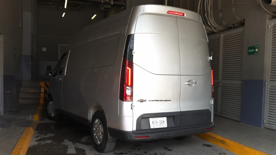 Chevrolet Express Max