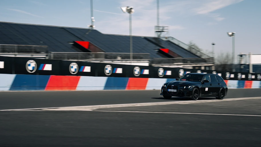 BMW M3 CS Touring