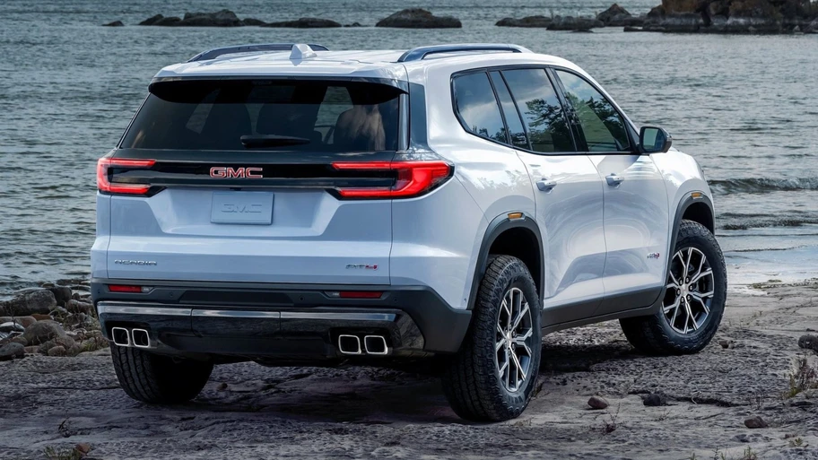 GMC Acadia 2024, un anticipo de la futura Chevrolet Traverse