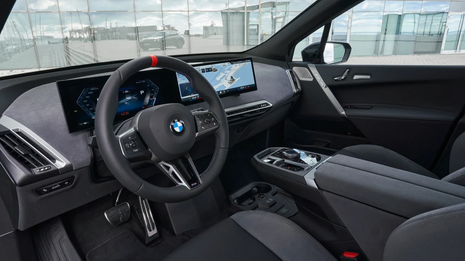 BMW iX