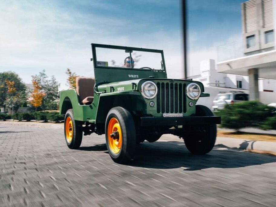  Jeep Wrangler edición Willys   llega a México, un actual 4x4 inspirado en en el veterano CJ-3A