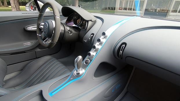 Bugatti Chiron Sport - interior