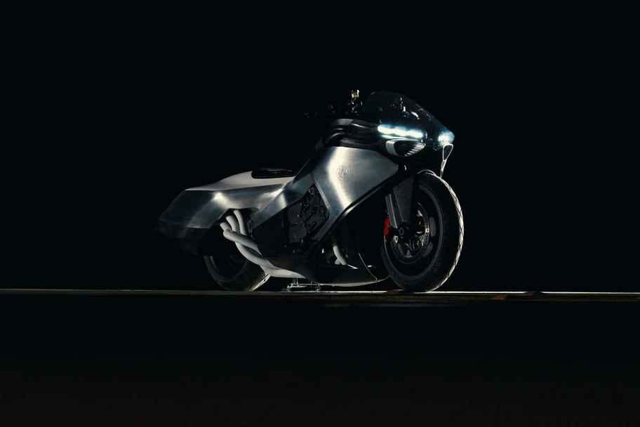 BMW Motorrad Vision K18, la touring inspirada en la aviación y la Fórmula 1 - Autocosmos