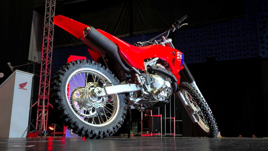 Honda CRF300F 2026 llega a México, conoce esta nueva moto off-road - Autocosmos