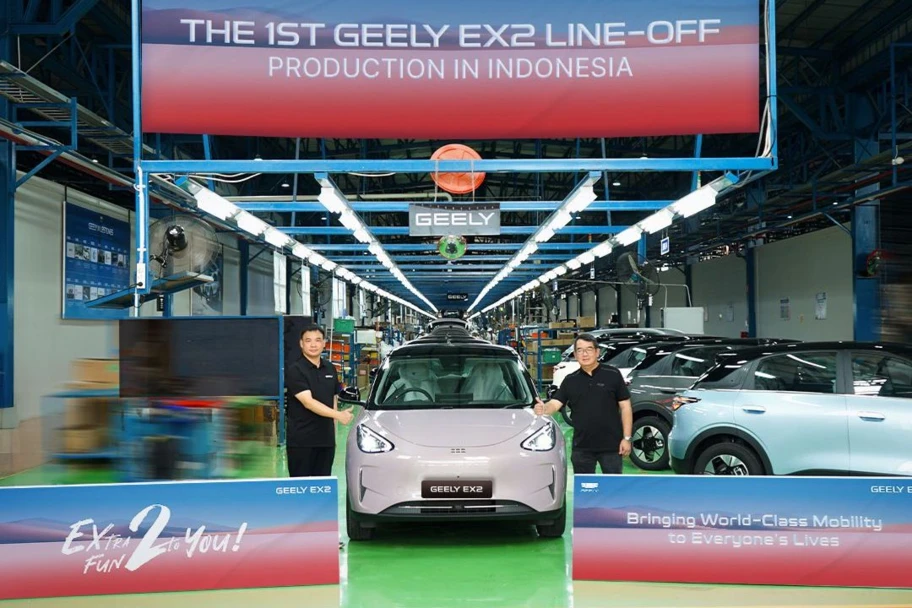 Geely EX2 celebra un millón de unidades producidas - Autocosmos
