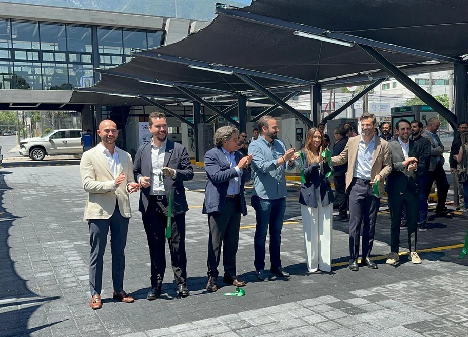 Vemo inaugura dos nuevas electrolineras en Nuevo León - Autocosmos