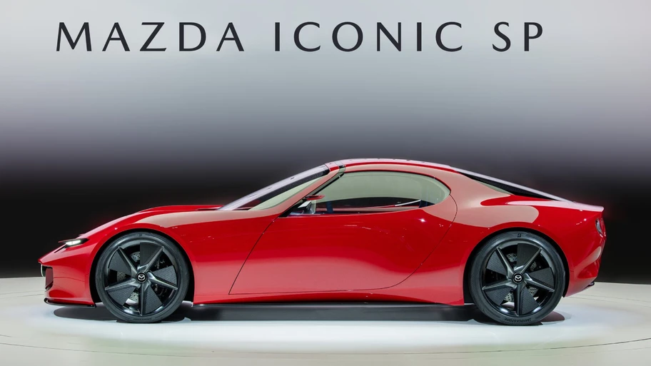 Imagen lateral del Mazda Iconic SP concept