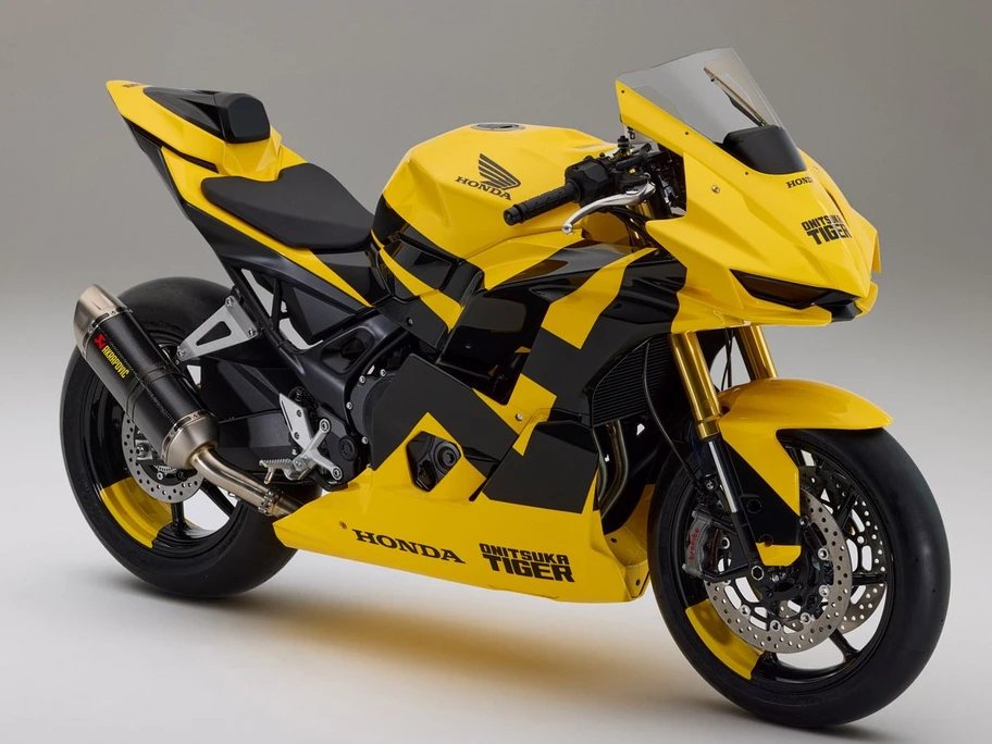 Onitsuka Tiger Honda Mid Sports Concept, la motocicleta que mezcla moda y estilo urbano - Autocosmos