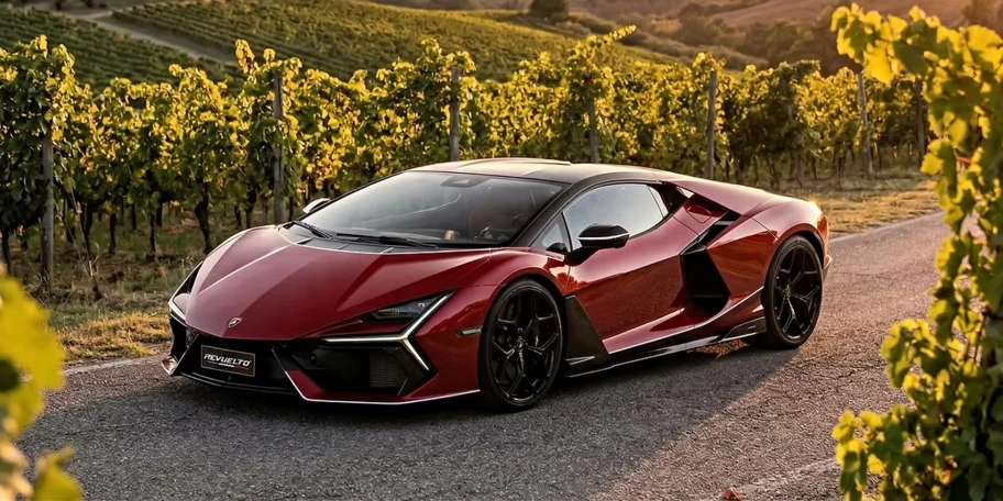 Lamborghini Revuelto