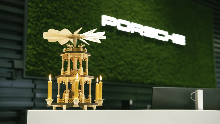 Porsche Macan Electric