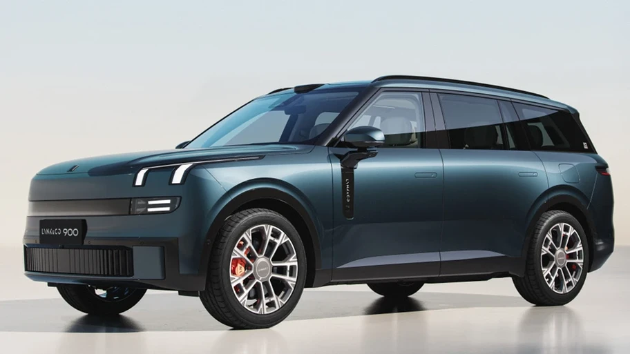 Lynk & Co 900