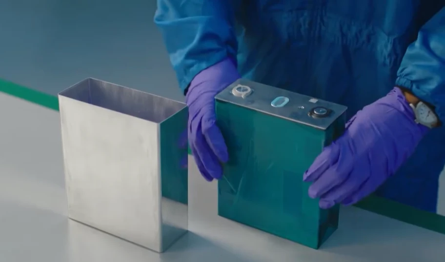 GM apuesta por baterías de iones de sodio para transformar el almacenamiento de energía - Autocosmos
