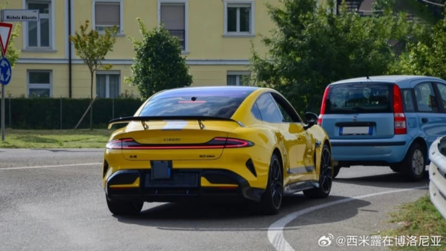 Xiaomi SU7 Ultra en Maranello