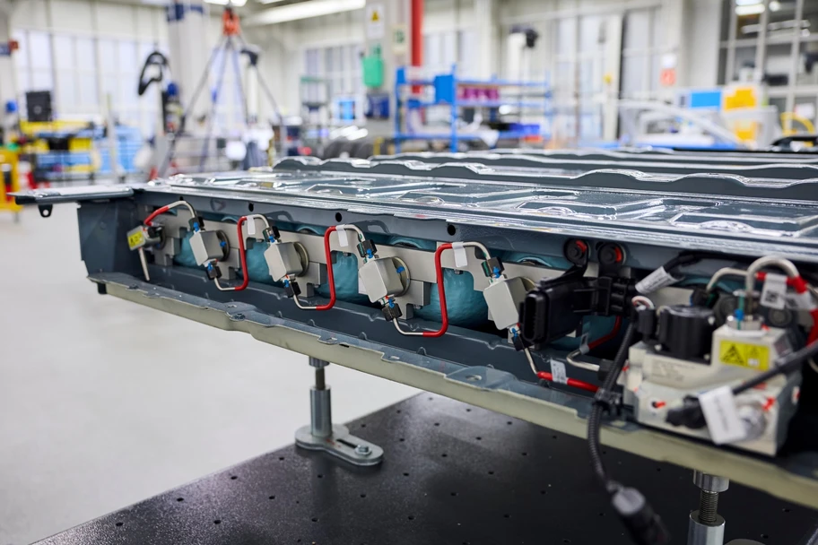 BMW X5 2028 será el primer SUV con cinco tipos de motor, incluyendo hidrógeno - Autocosmos