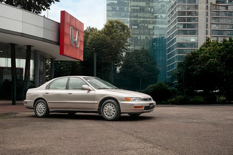 Honda Accord - Autocosmos