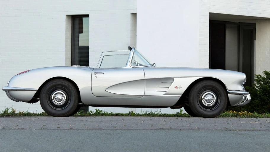 Chevrolet Corvette 