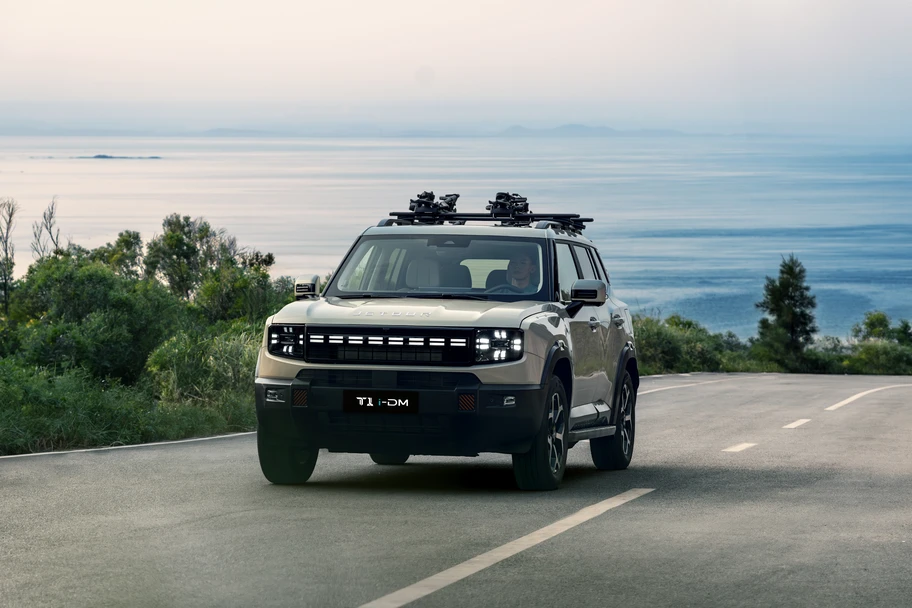 Jetour T1 i-DM 2026 confirma su llegada a México antes de que termine 2025 - Autocosmos