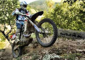 La G 450 X de BMW Motorrad gana el Red Bull Romaniacs