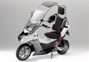 BMW C1-E el regreso del scooter con techo de la marca