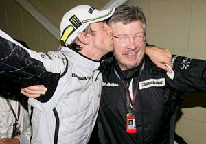 Mark Webber gana en Interlagos y Button es campeón de la F1