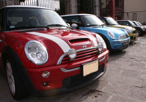 Mini incorpora mecánicas 1.6 litros a sus modelos 2010