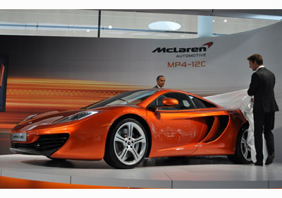 McLaren MP4-12C: espectacular lanzamiento