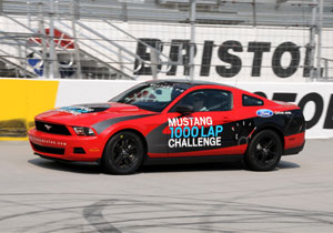 El Mustang V6 logra 1,249.78 km con un tanque de combustible