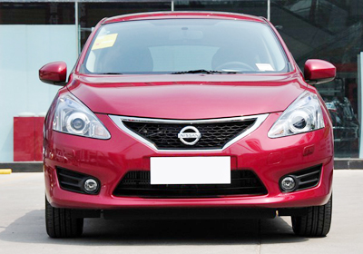Nuevo Nissan Tiida 2012: Fotos exclusivas