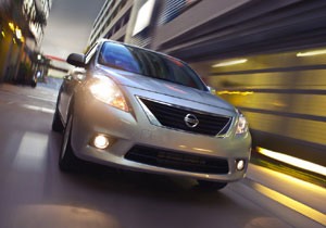 Nissan Versa 2012, otra novedad en el Salón de Nueva York